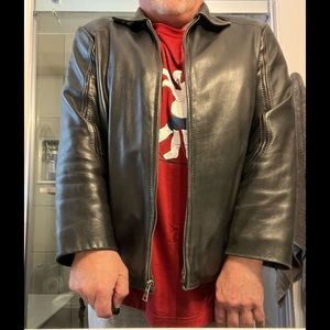 Men’s Black 100% Leather Izod Jacket Large perfect condition, but needs ZIPPER